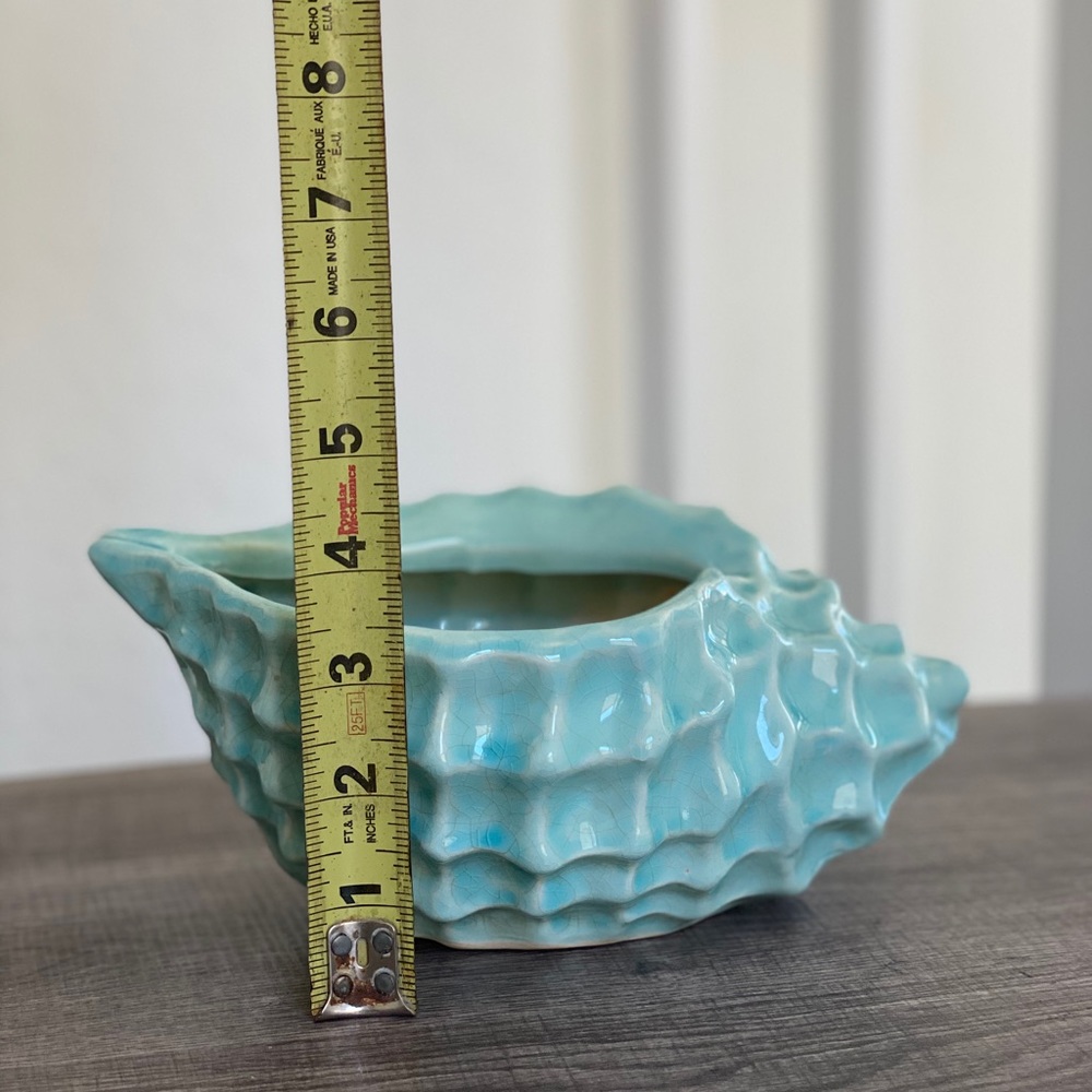 Blue Shell Vase 🐚 - Picture 5 of 5